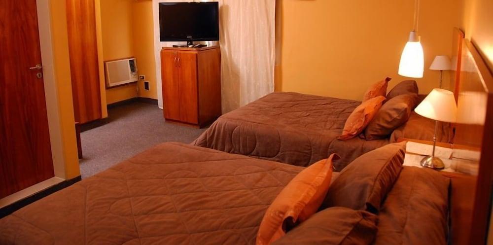 Hotel Posadas Bagian luar foto